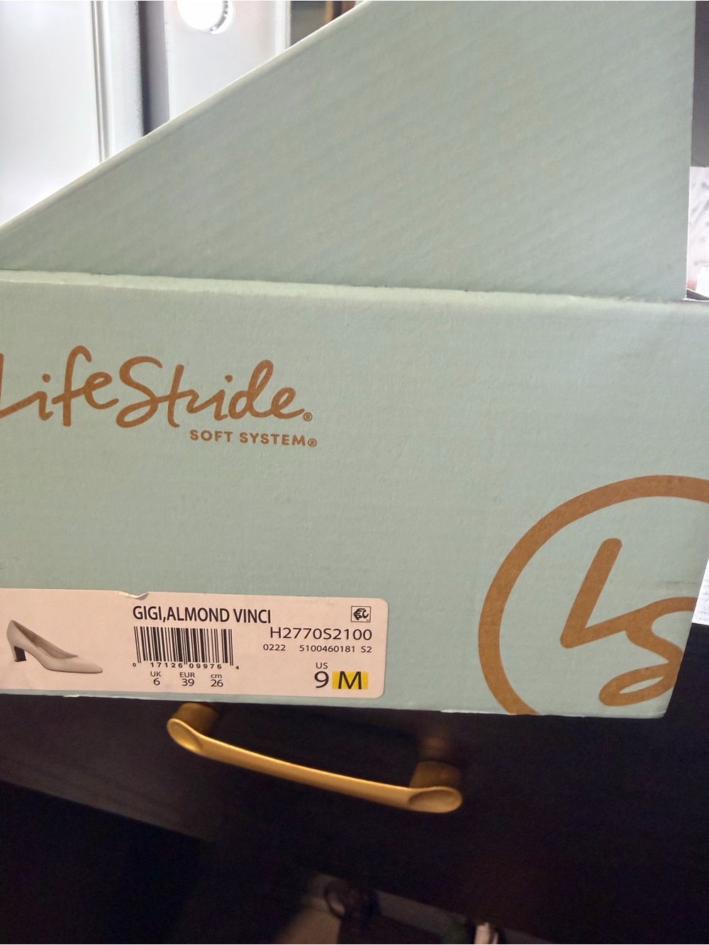 LifeStride Gigi Almond Vinci Pump in Almond Taupe
